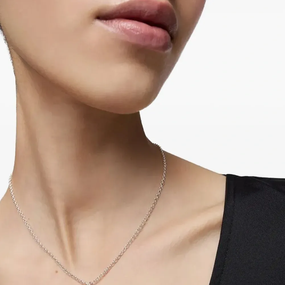 Колье с подвеской