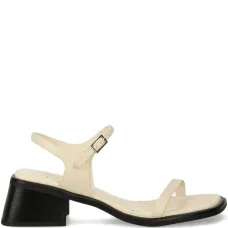 сандалии с пряжками