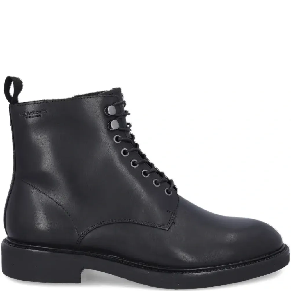 ботинки на шнуровке