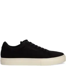 кроссовки на шнуровке