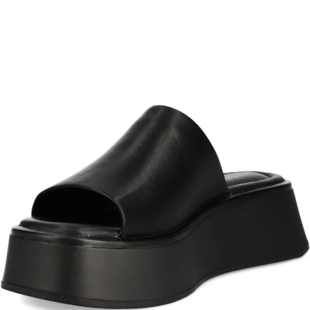 Сандалии на платформе