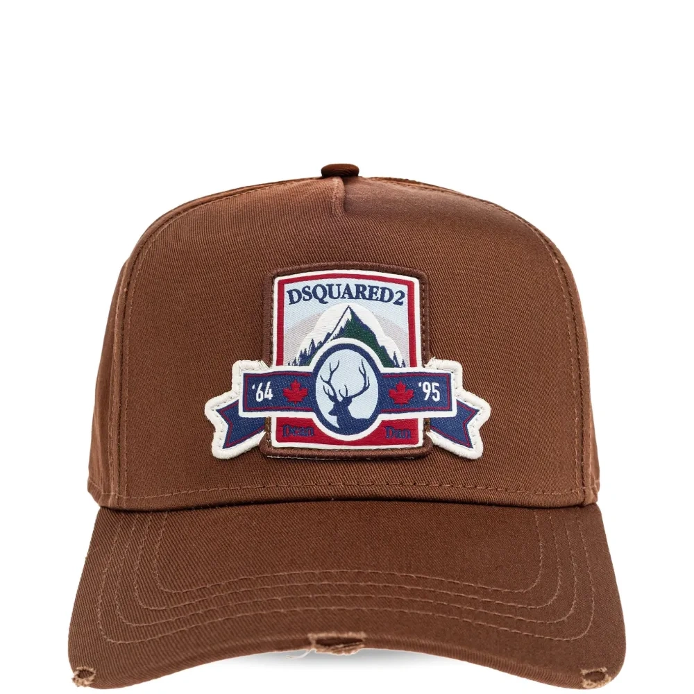 кепка с нашивкой-логотипом