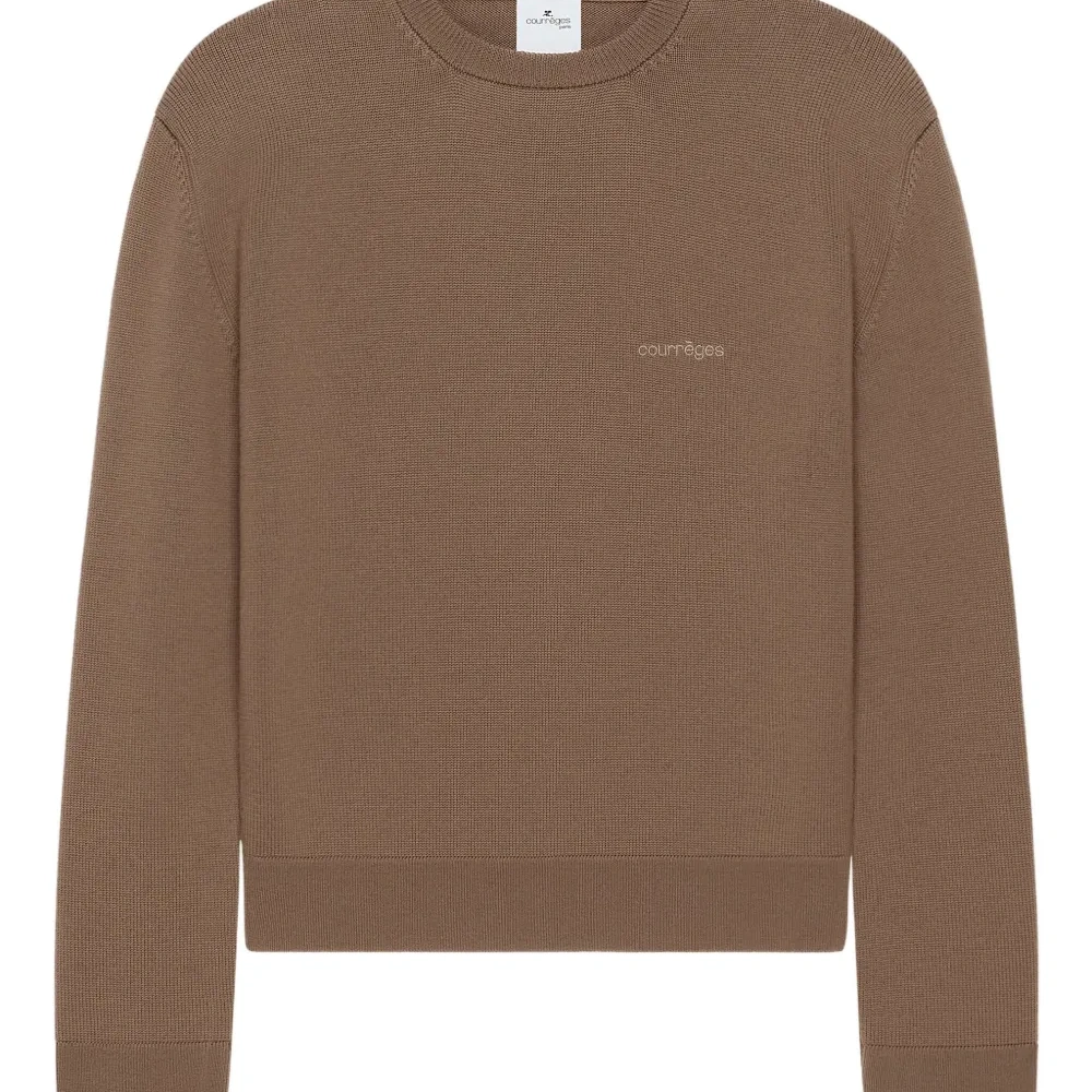 Толстовка с вышивкой