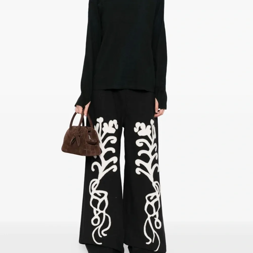 топ с косым воротником