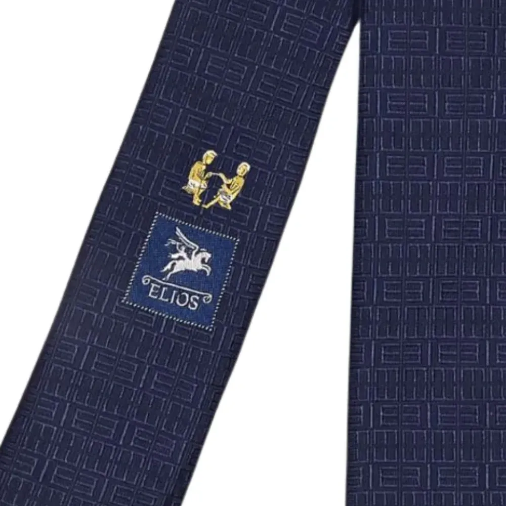 шелковый галстук с геометричным узором