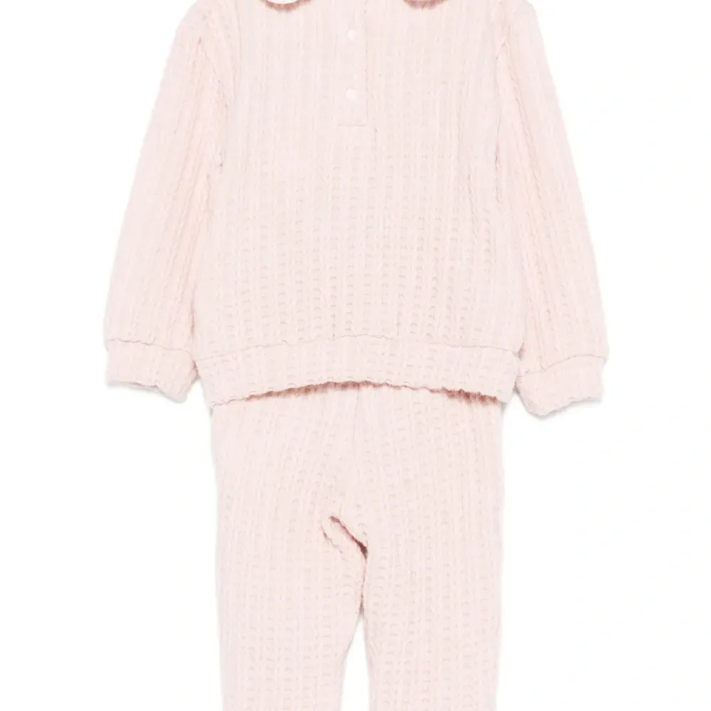 Комплект из топа и брюк фактурной вязки