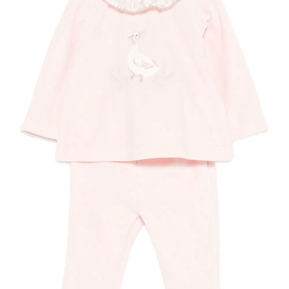 Комплект из топа и брюк с вышивкой