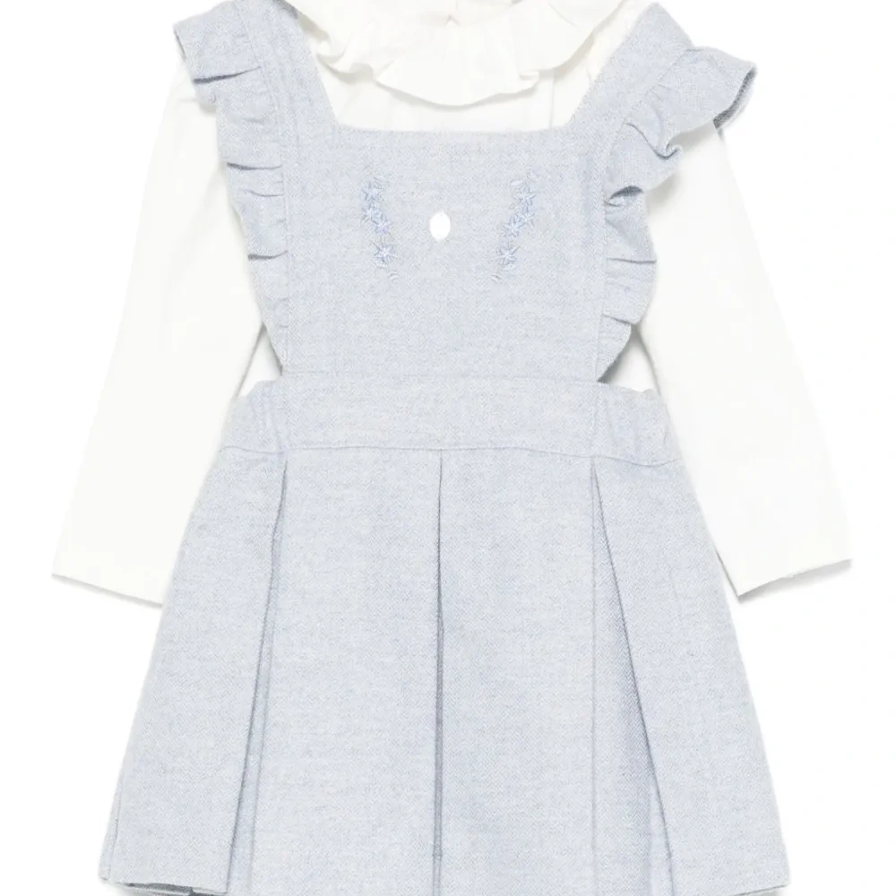 Плиссированное платье с оборками