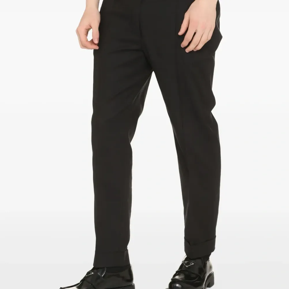 брюки с подворотами