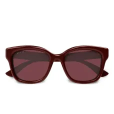 Солнцезащитные очки в квадратной оправе