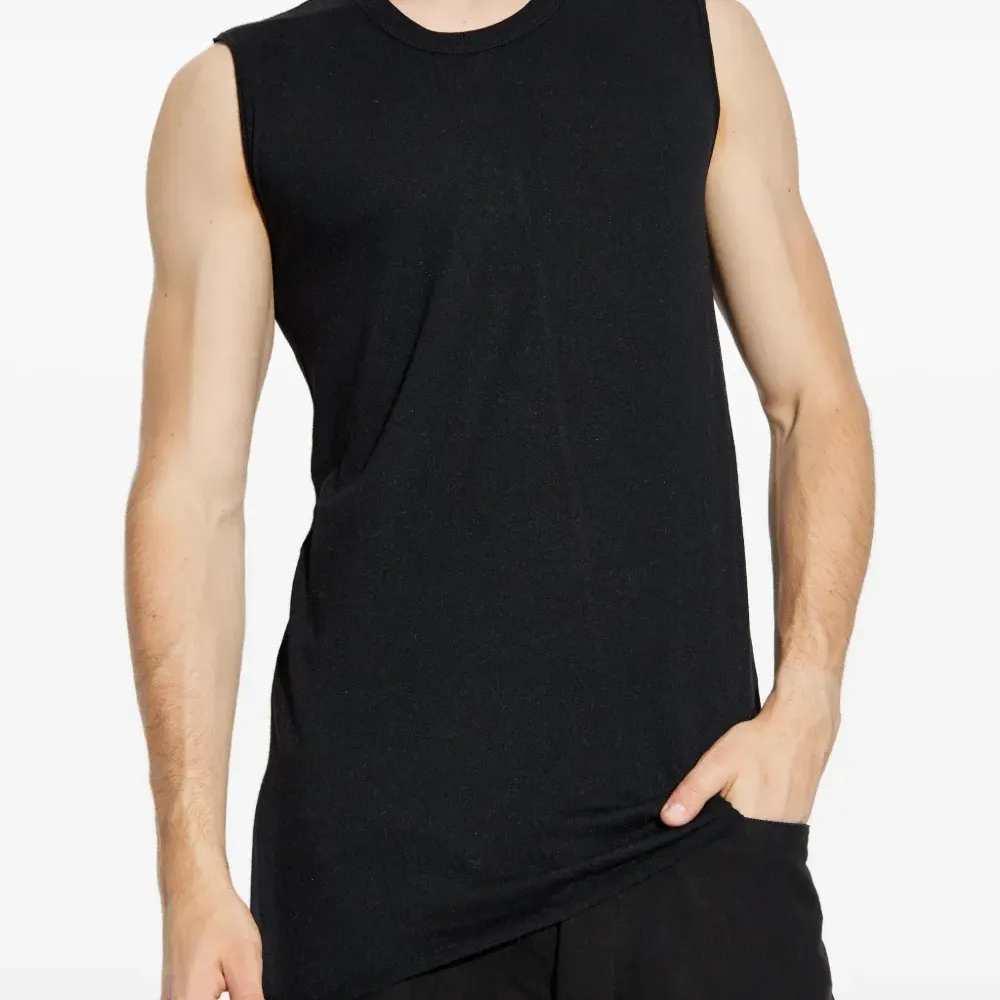 Топ без рукавов с круглым вырезом