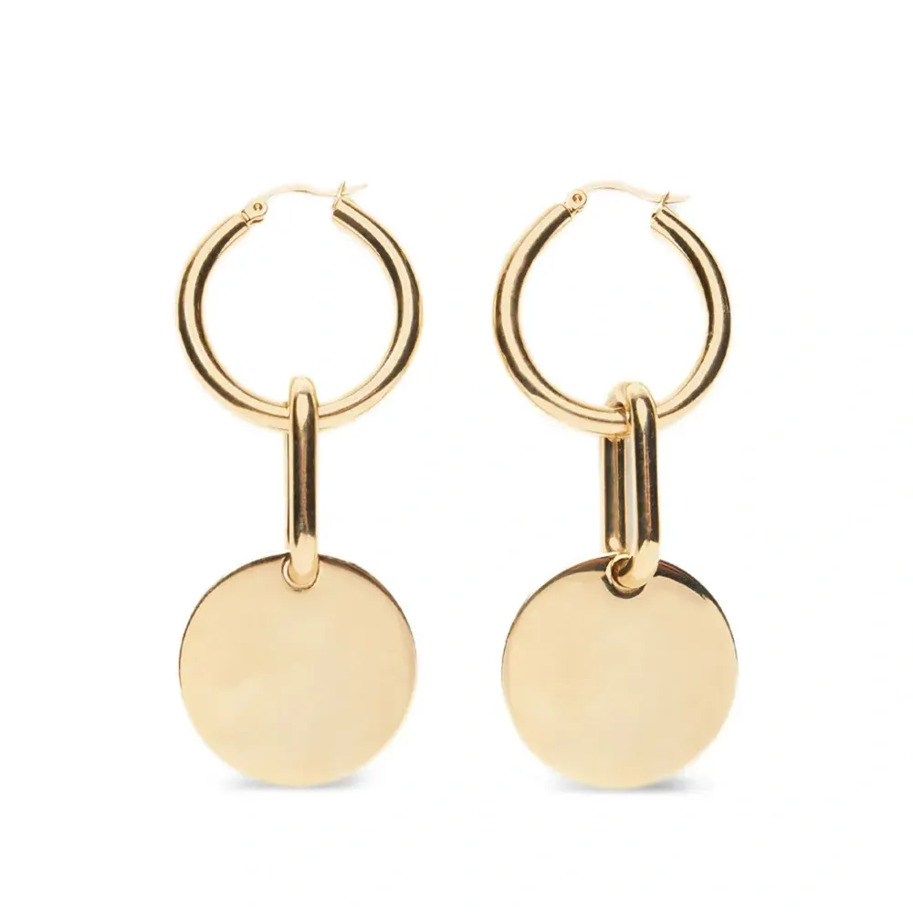 серьги с логотипом