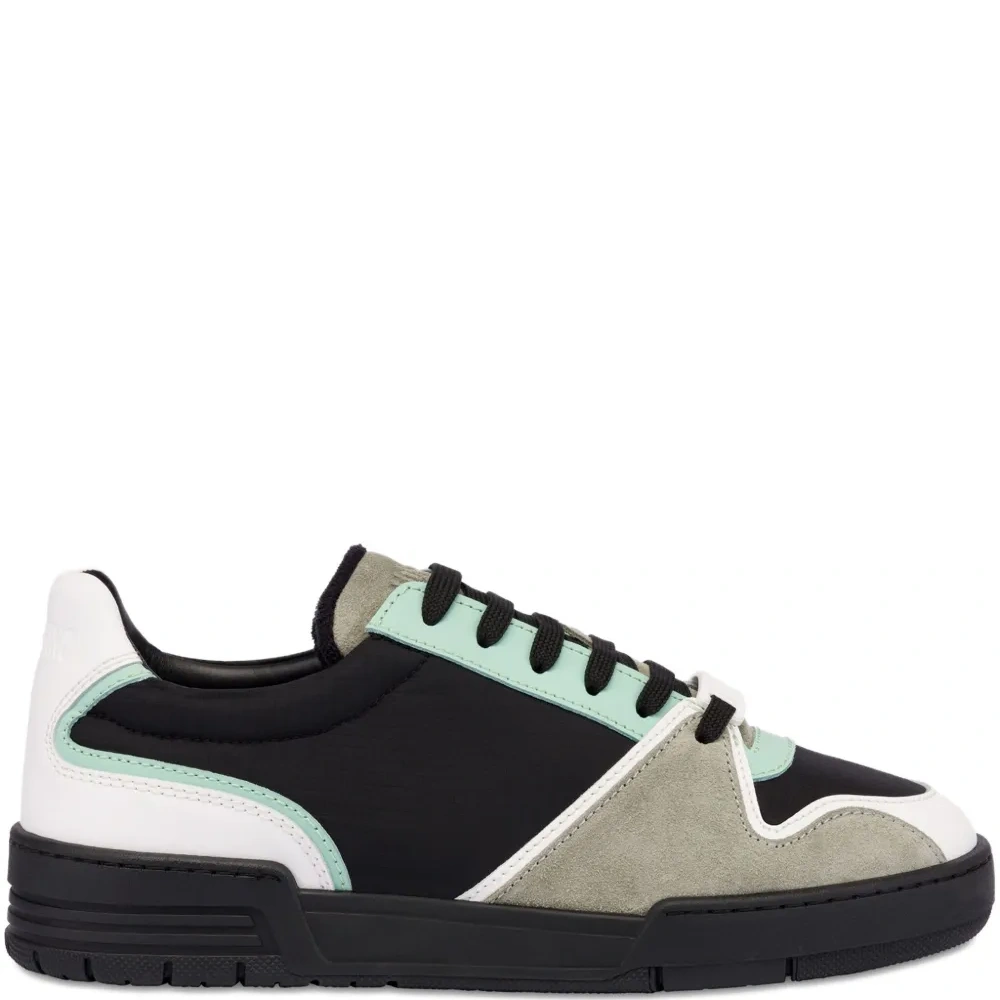 кроссовки со вставками