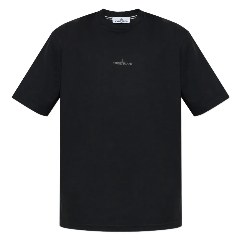 футболка с круглым вырезом