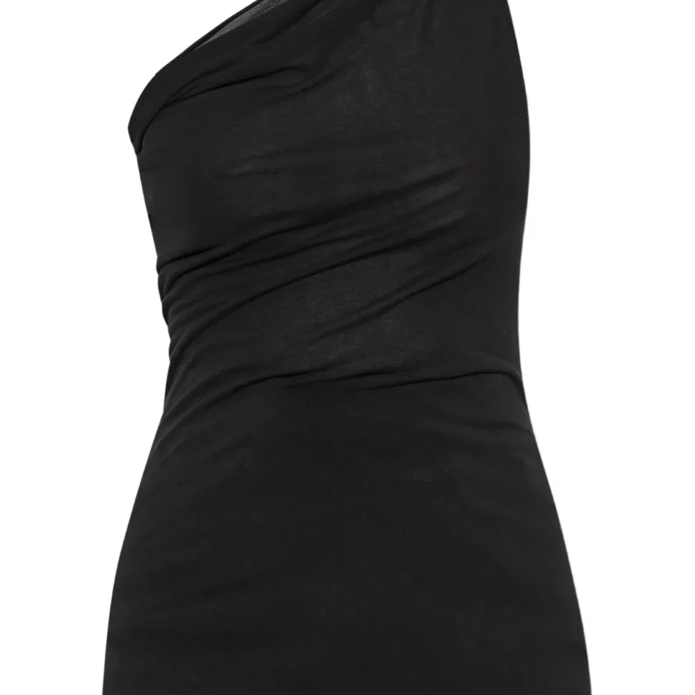 Топ на одно плечо