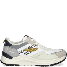 Кроссовки с вышитым логотипом