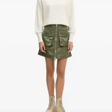 Толстовка с V-образным вырезом и кристаллами