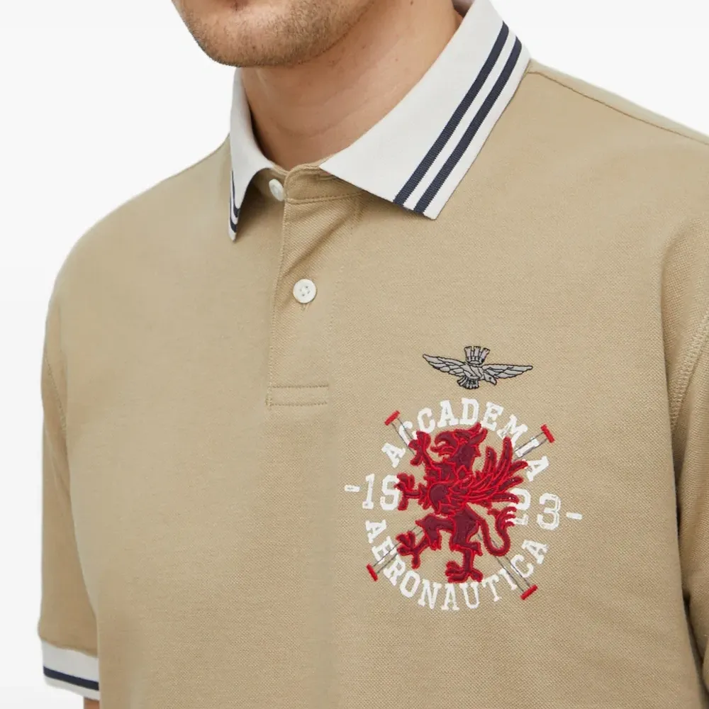 Вышитое поло