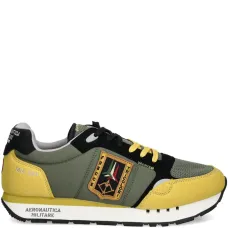 кроссовки на шнуровке