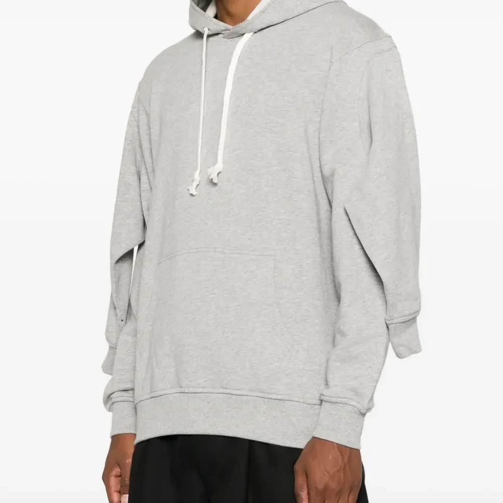 Худи с двойными рукавами