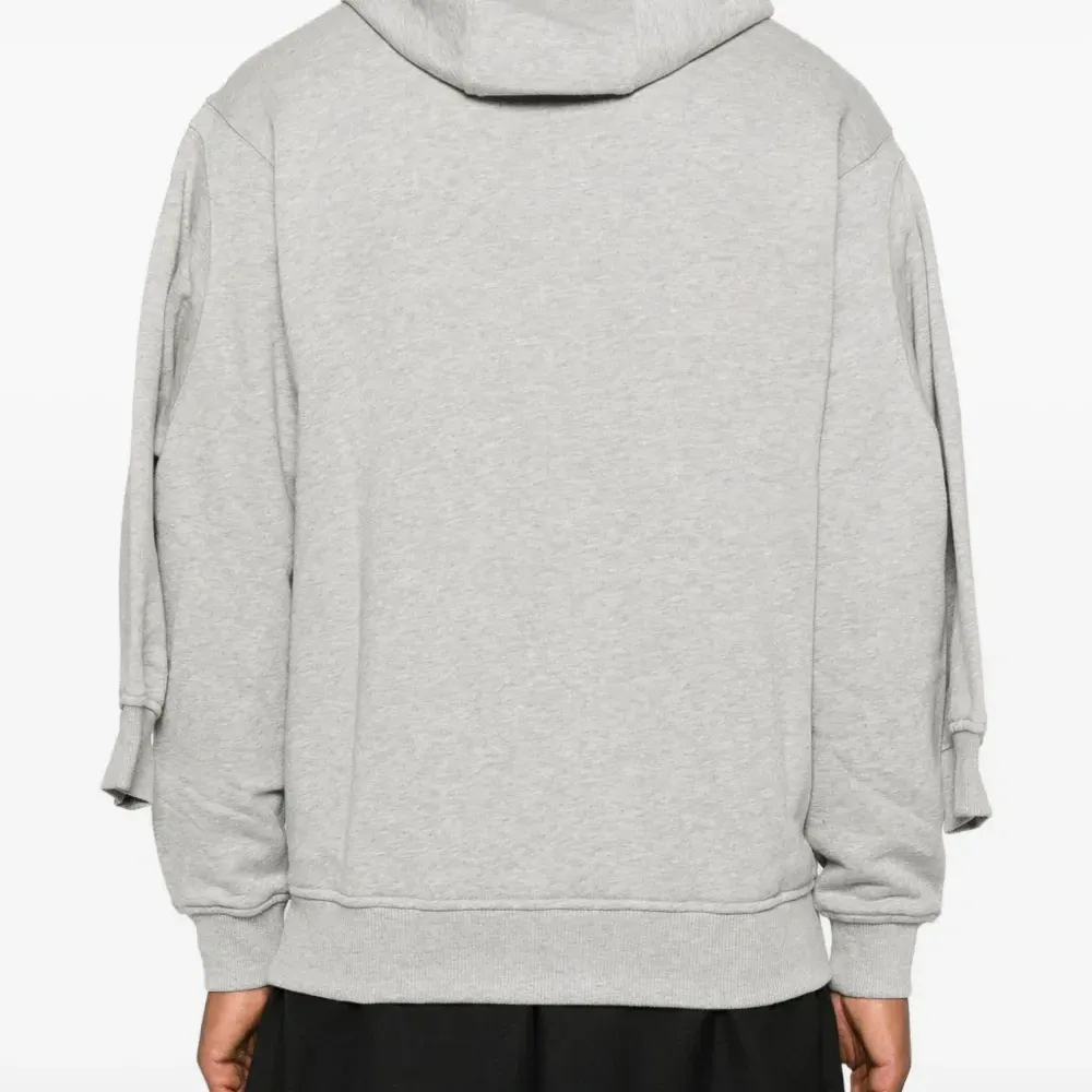 Худи с двойными рукавами