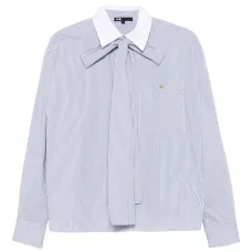 Полосатая рубашка с галстуком на воротнике