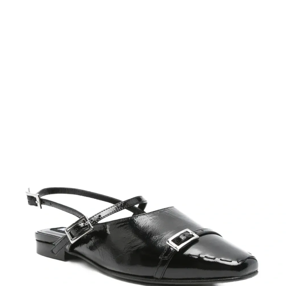 балетки с ремешком на пятке и пряжкой