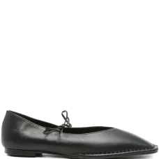 балетки с квадратным носком и шнуровкой