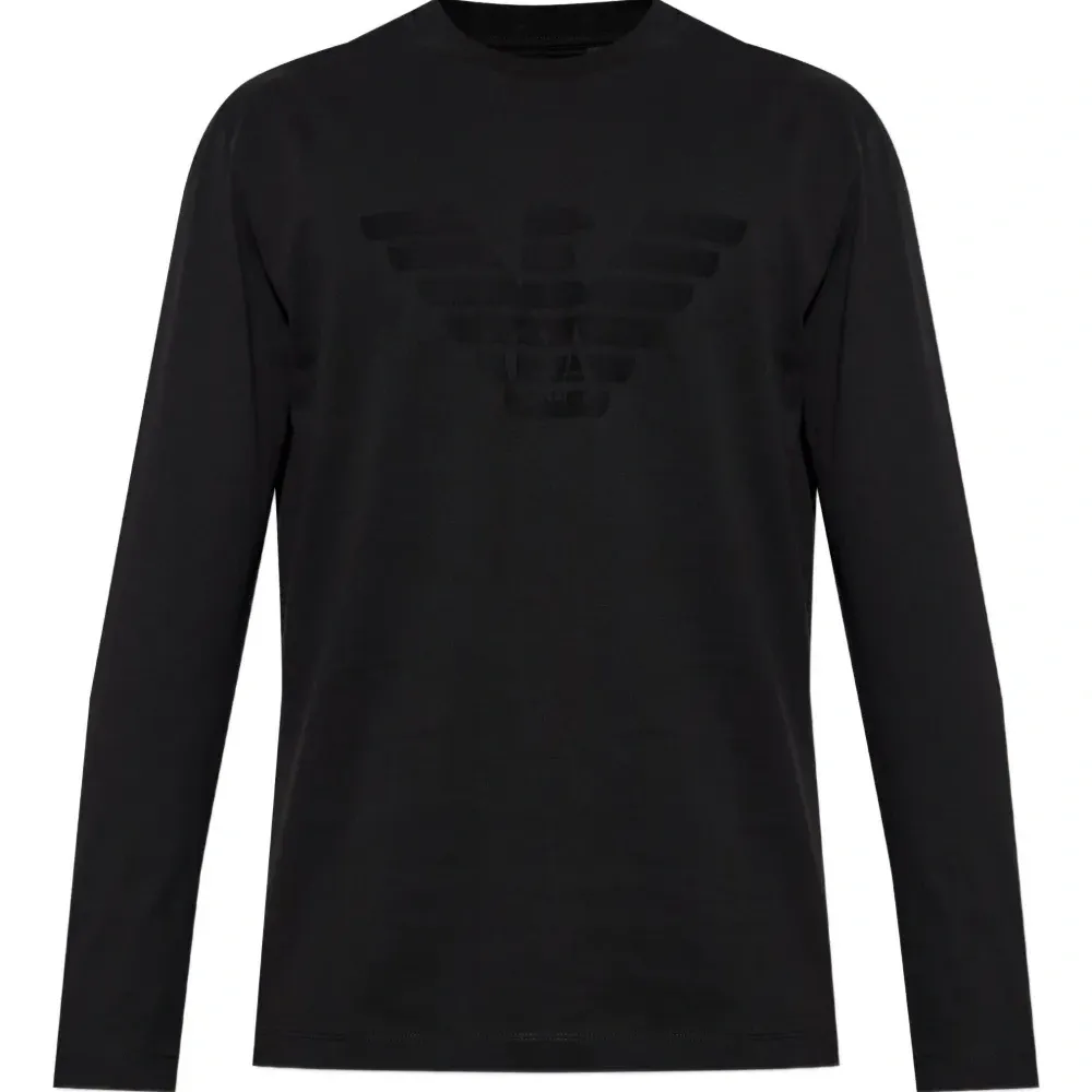 футболка с длинными рукавами