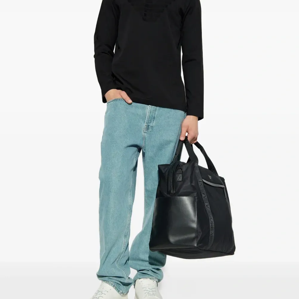 футболка с длинными рукавами