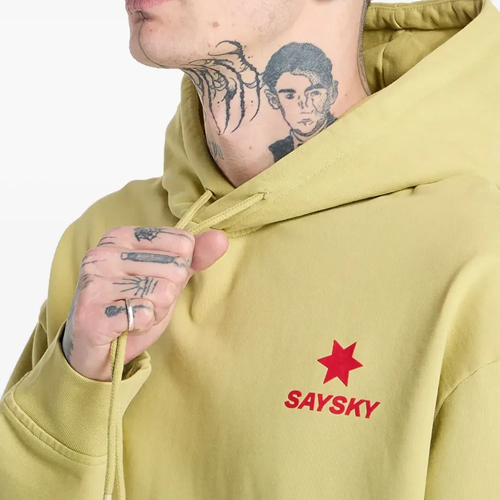 Худи с вышивкой