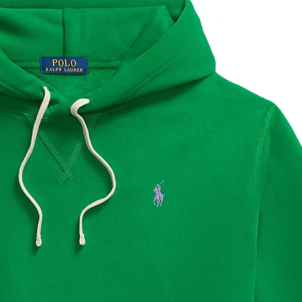 Худи с карманом-муфтой Худи с карманом-муфтой