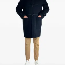 Пальто с капюшоном и застежкой тогл