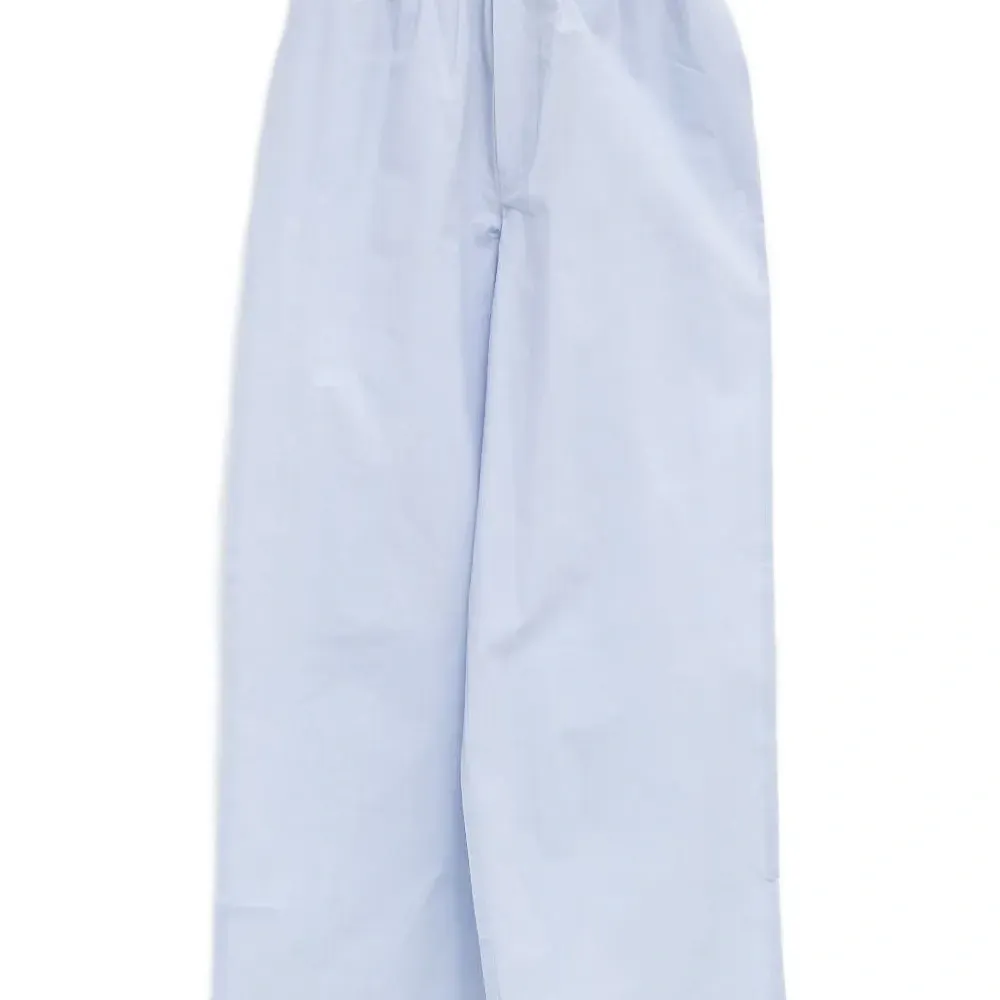 Брюки в полоску