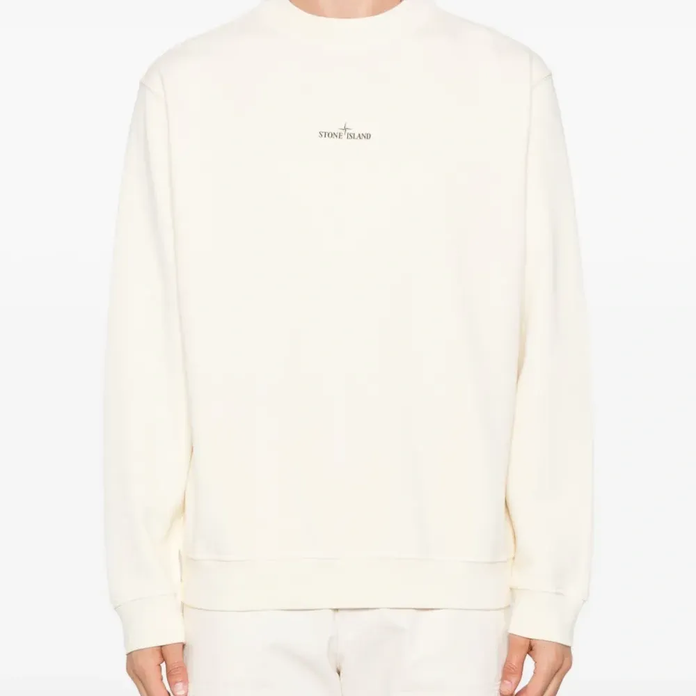 толстовка с логотипом