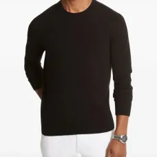 Свитер с круглым вырезом