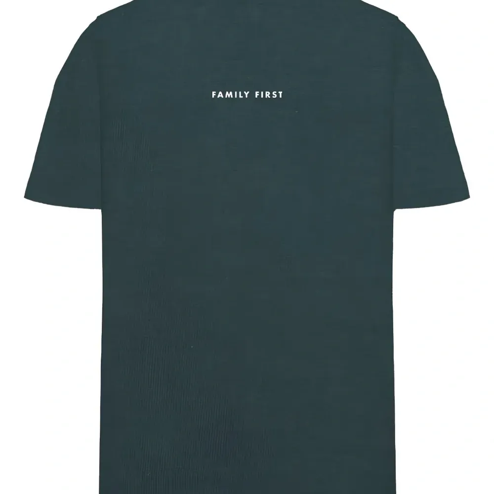 Футболка с короткими рукавами