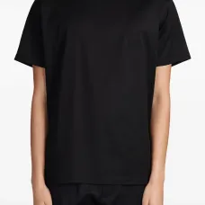 Футболка с вышивкой