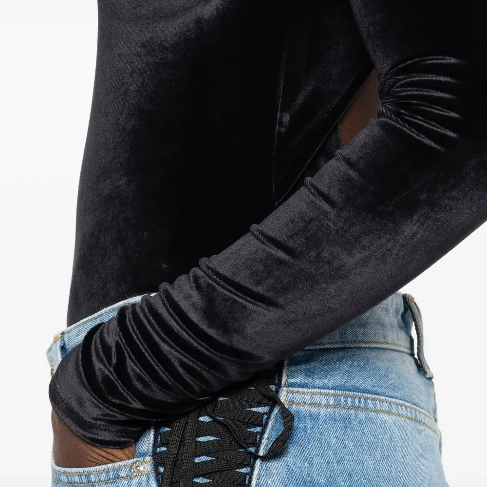 Бархатное боди с высоким воротником