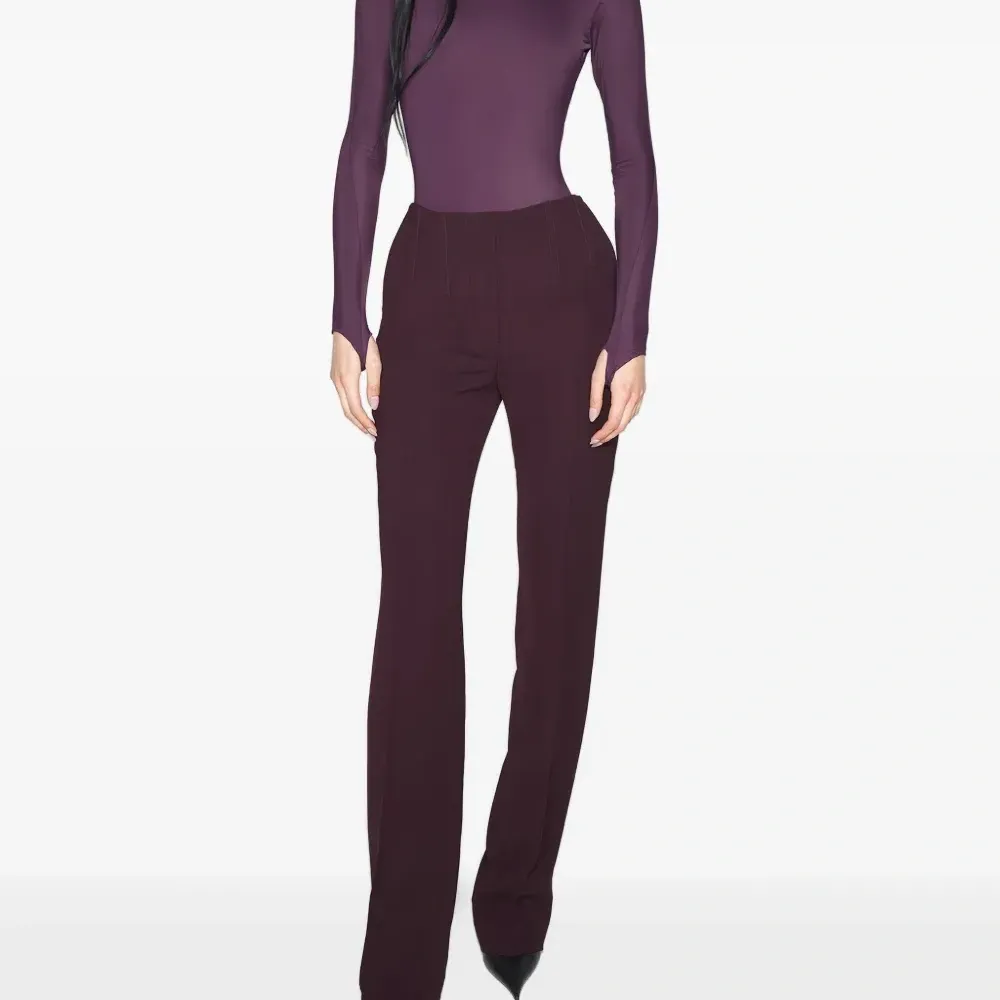 Боди с длинными рукавами и тисненым логотипом