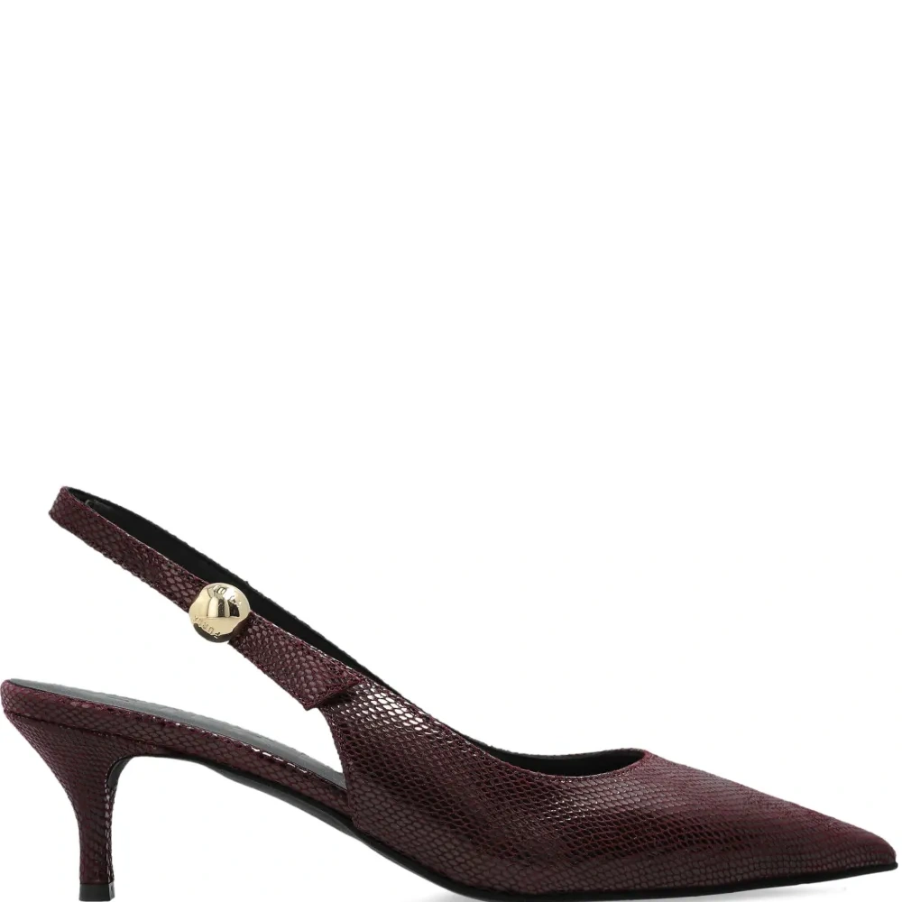 Туфли на каблуке