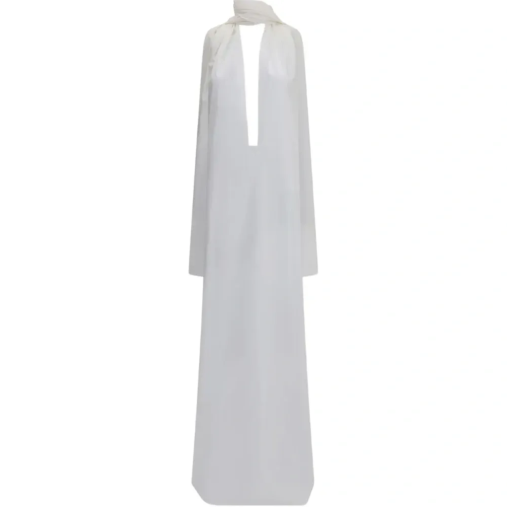 Макси-платье с V-образным вырезом