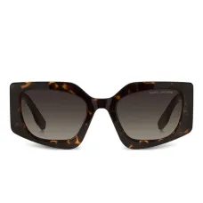 Солнцезащитные очки в геометричной оправе