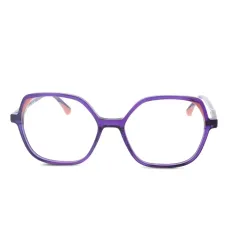 Очки в прямоугольной оправе