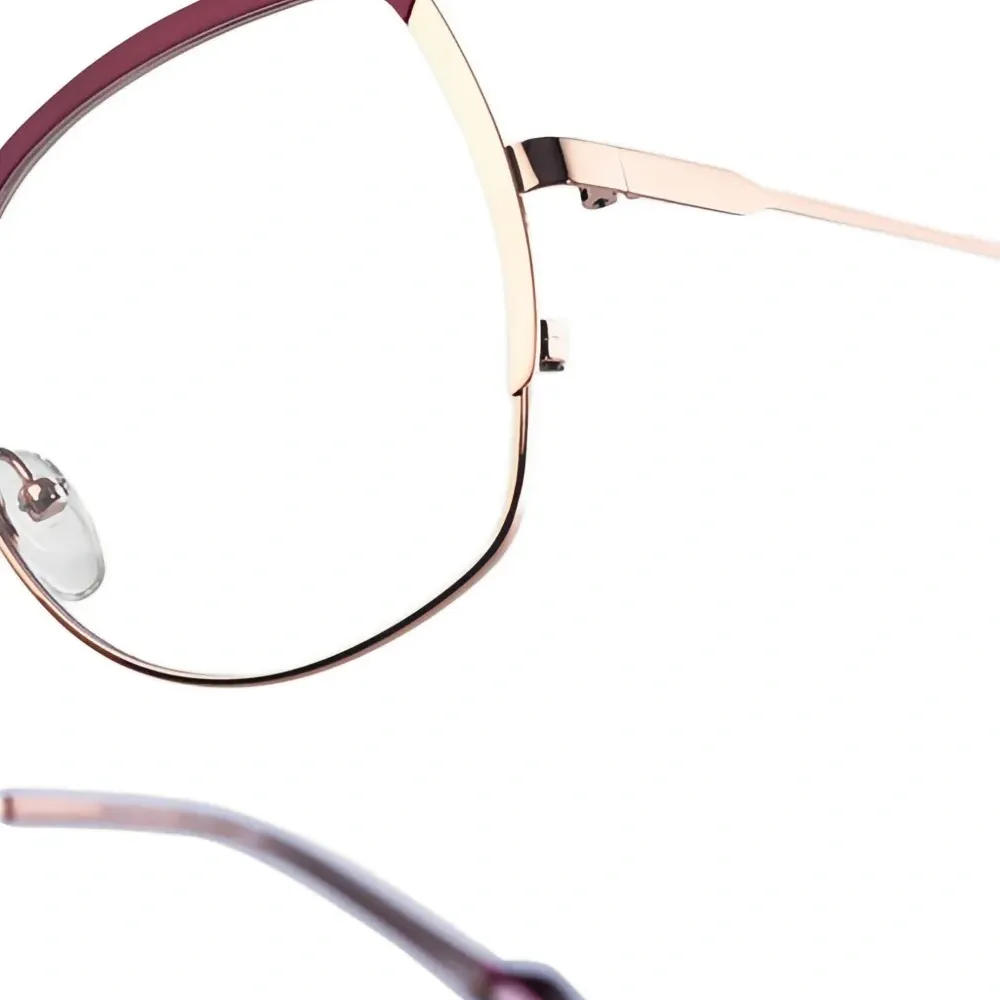 Очки Adele в оправе 'бабочка' Очки Adele в оправе 'бабочка'