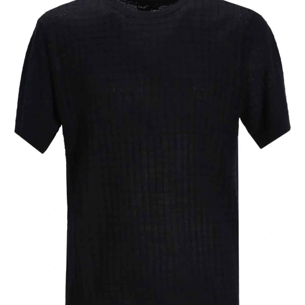 футболка тонкой вязки