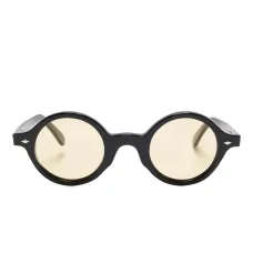 Солнцезащитные очки в круглой оправе Солнцезащитные очки в круглой оправе