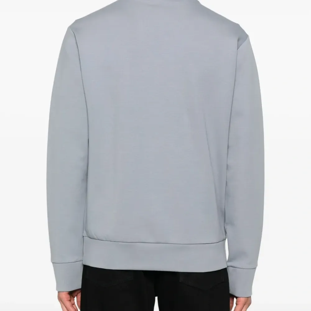 толстовка с логотипом