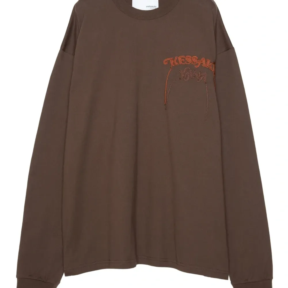 футболка с длинными рукавами и графичным принтом