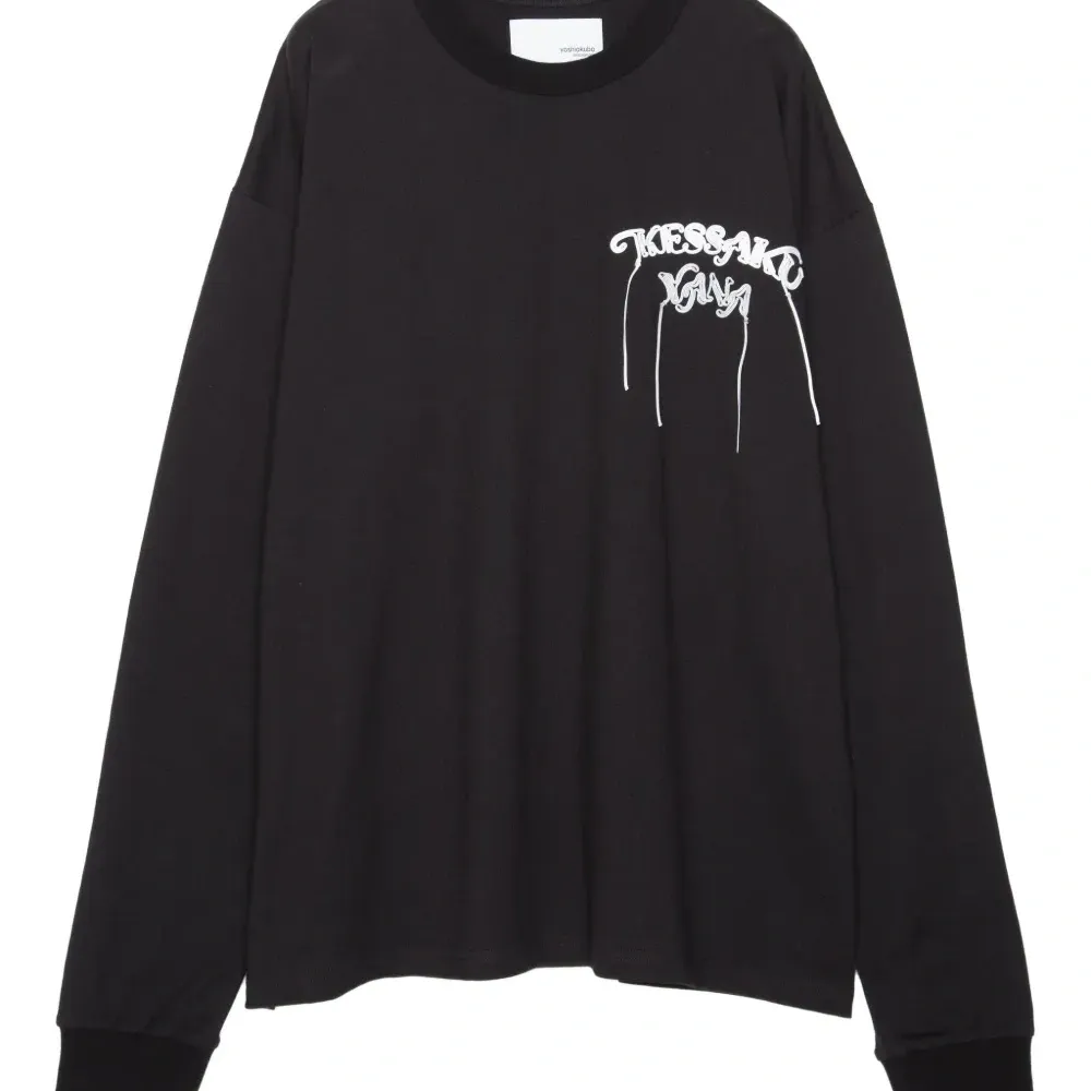 футболка с длинными рукавами и графичным принтом